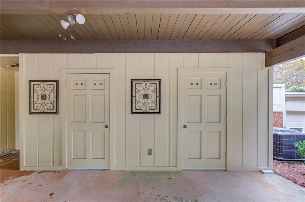 6381 E Deerhollow Way