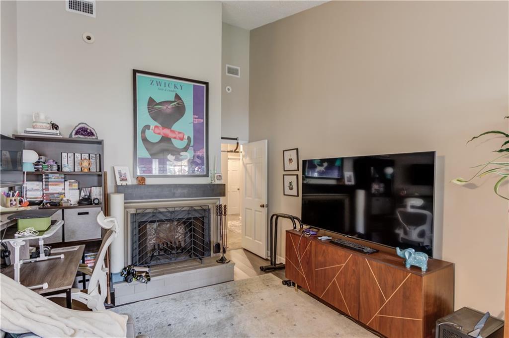 6381 E Deerhollow Way