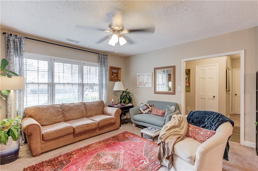 6381 E Deerhollow Way