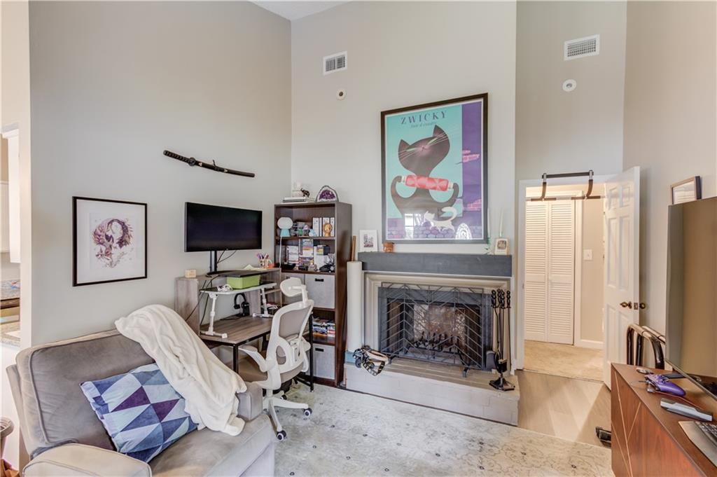 6381 E Deerhollow Way