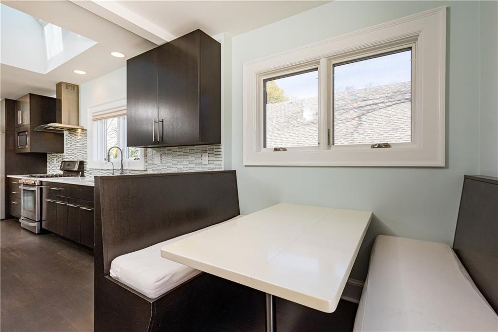 1022 Reeder Circle NE