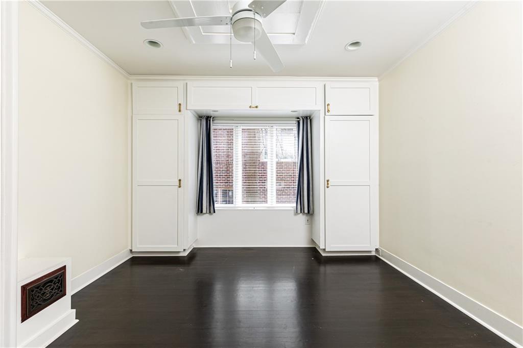 1022 Reeder Circle NE