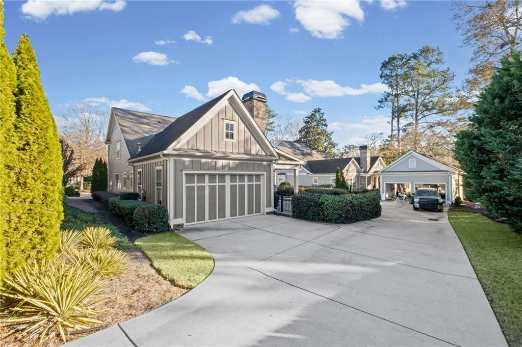 120 Walnut Circle SW