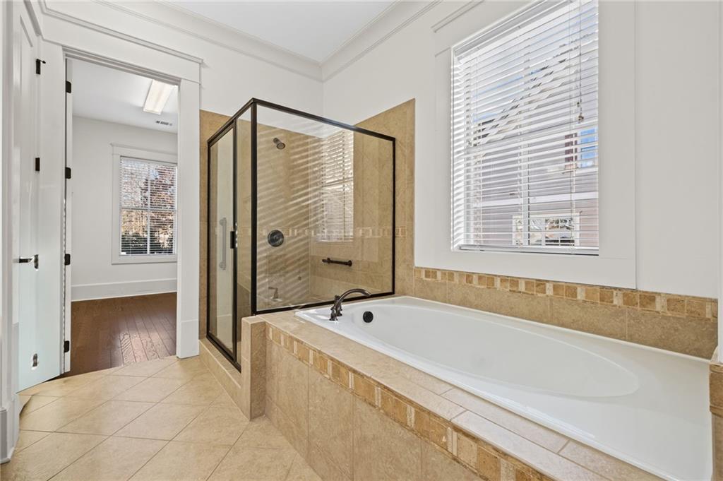 120 Walnut Circle SW