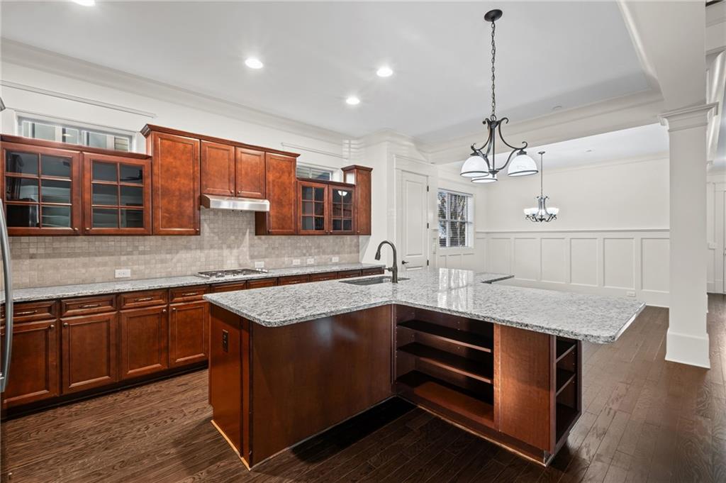 120 Walnut Circle SW