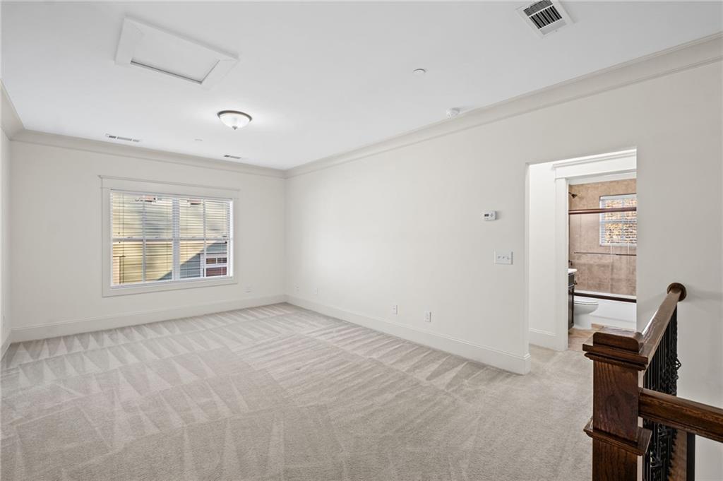 120 Walnut Circle SW