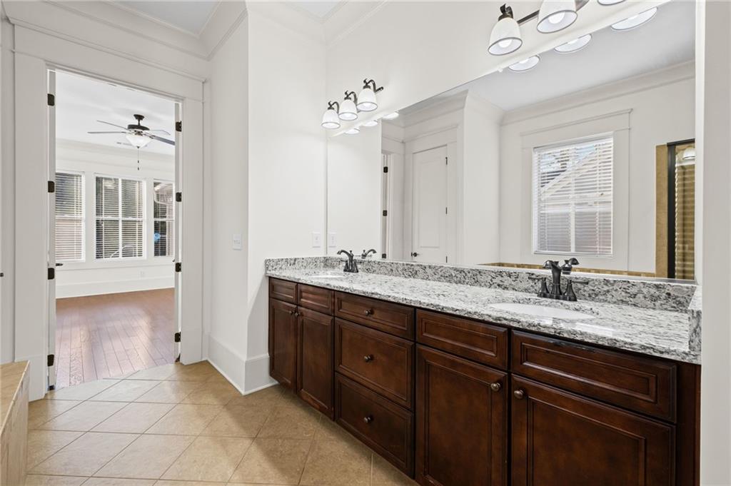 120 Walnut Circle SW