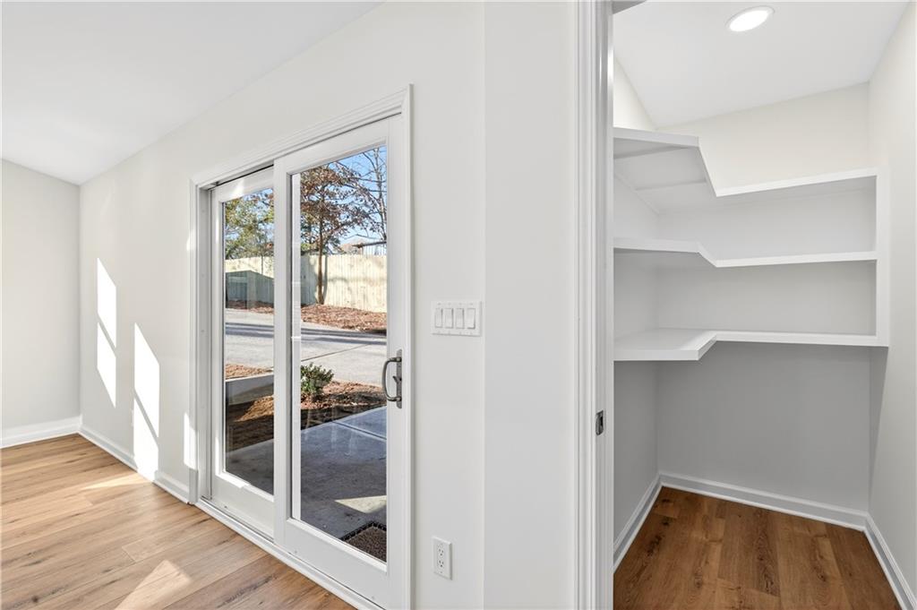 2720 Ivanhoe Lane SE