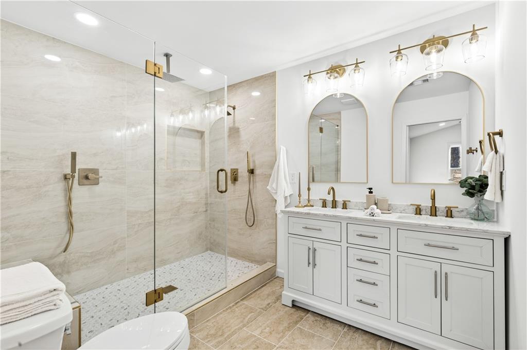 2720 Ivanhoe Lane SE