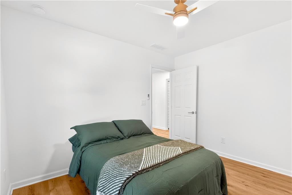 2720 Ivanhoe Lane SE