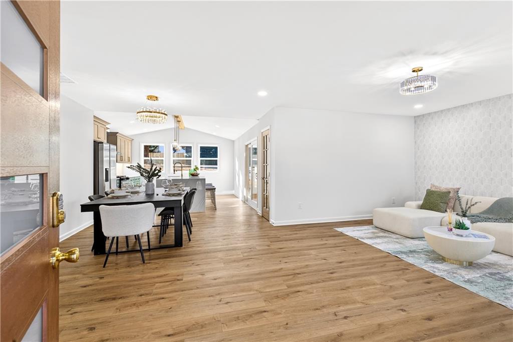 2720 Ivanhoe Lane SE