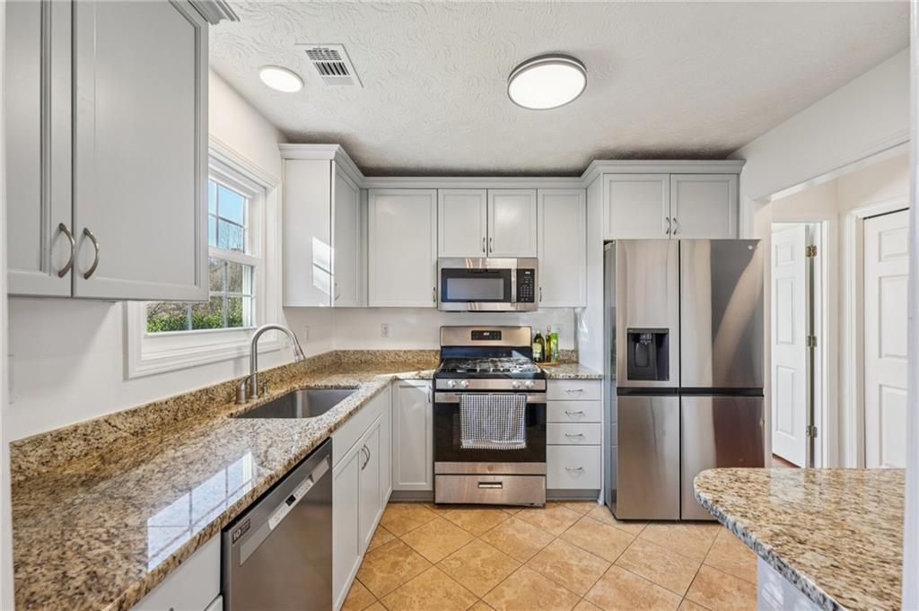 2163 Berryhill Circle SE