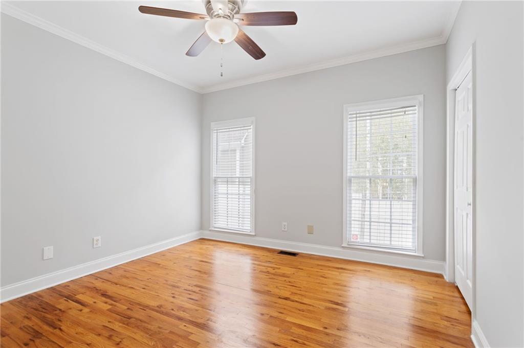 1142 Lonetia Street SE