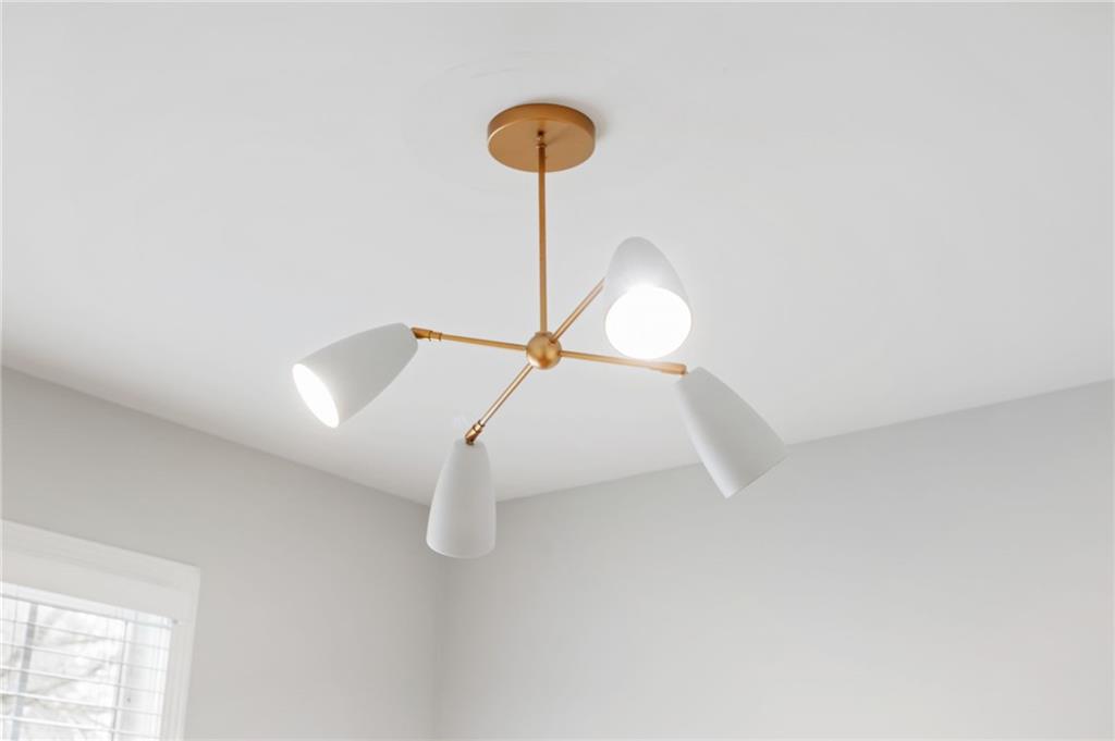 1142 Lonetia Street SE