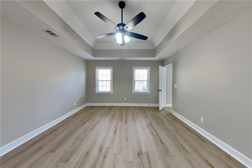 3163 Oak Springs Way