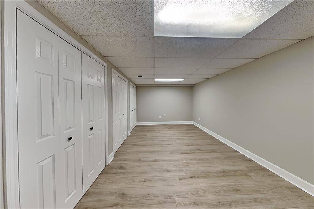 3163 Oak Springs Way