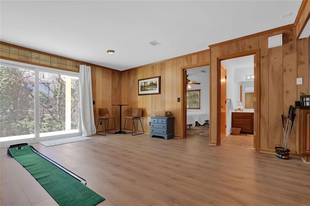 889 Fawn Way
