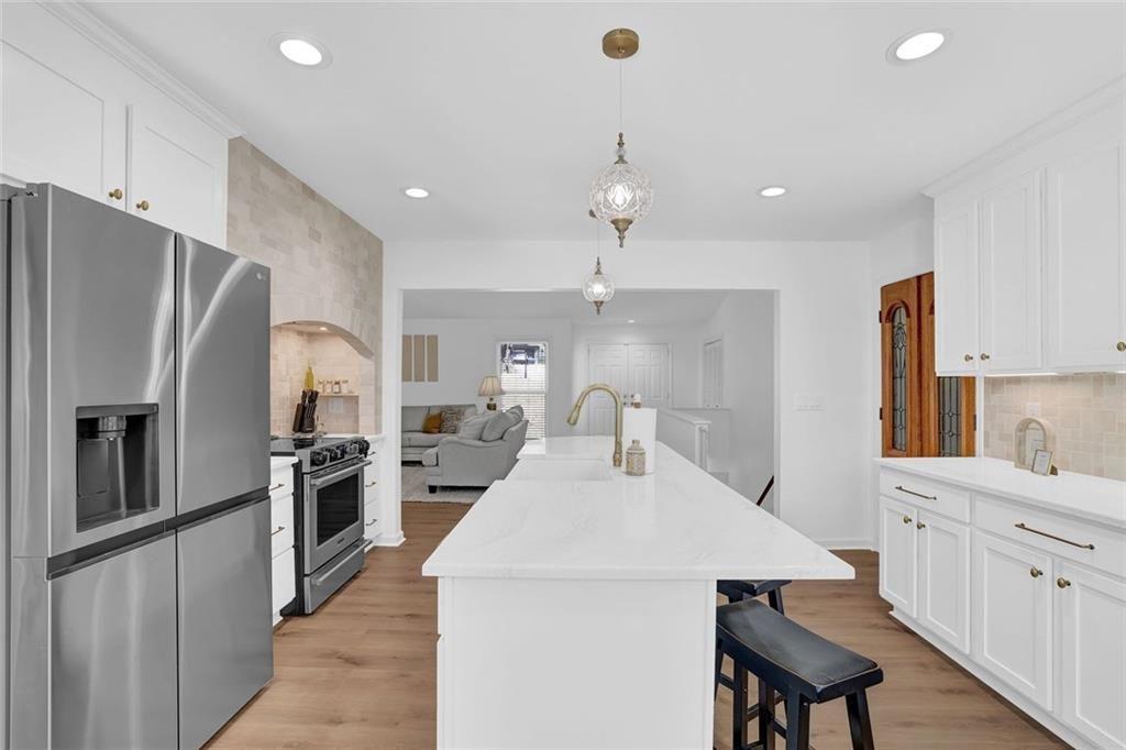 889 Fawn Way