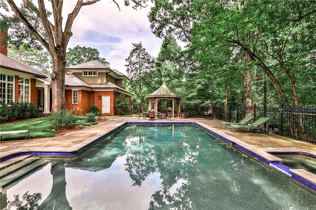 3370 Habersham Road NW