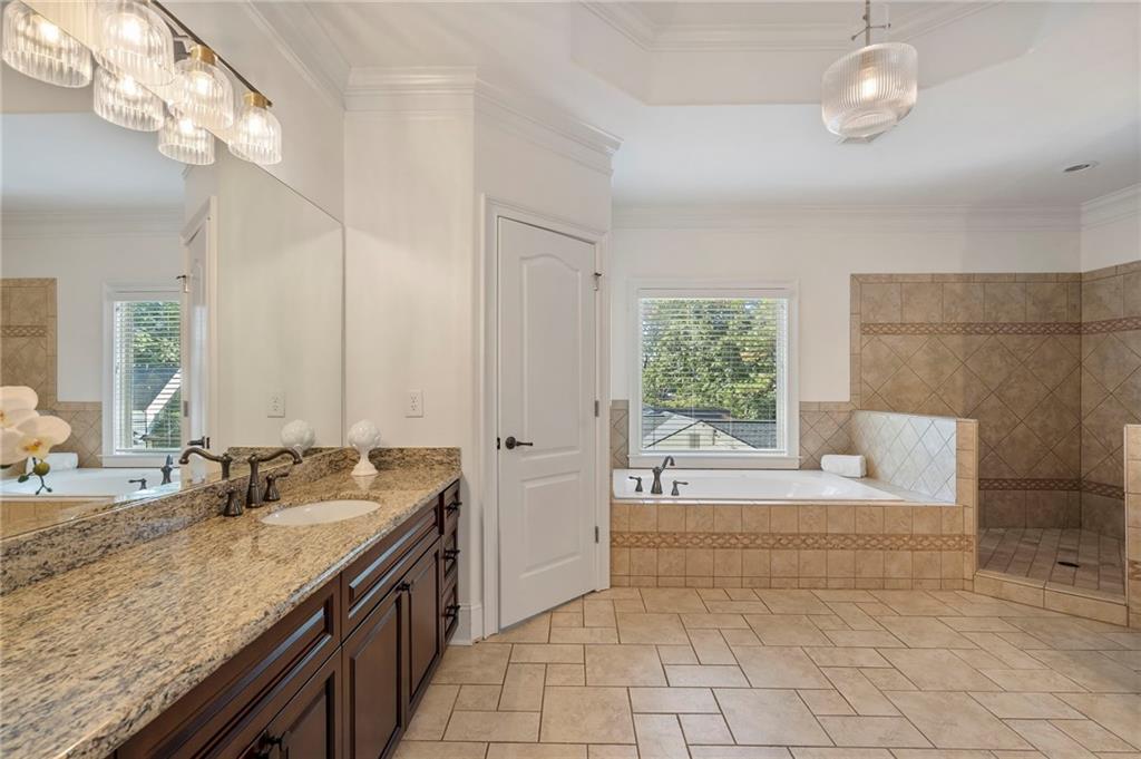 2643 Caldwell Road NE