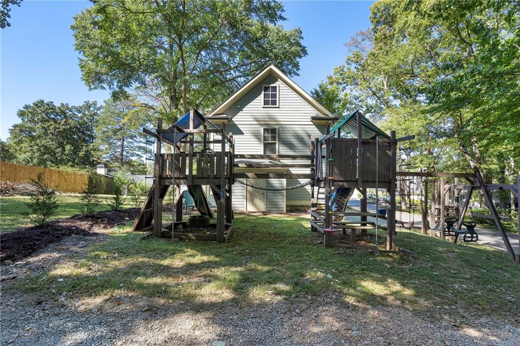 2643 Caldwell Road NE