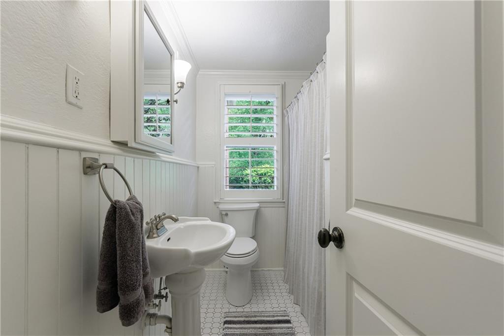 115 Peachtree Memorial Drive NW Unit C1