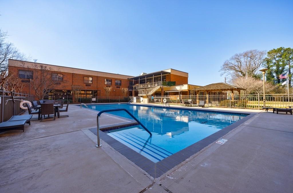 300 Johnson Ferry Road NE Unit B113