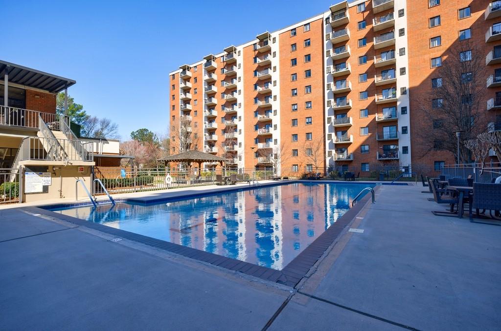 300 Johnson Ferry Road NE Unit B113