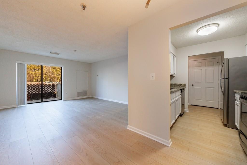 300 Johnson Ferry Road NE Unit B113