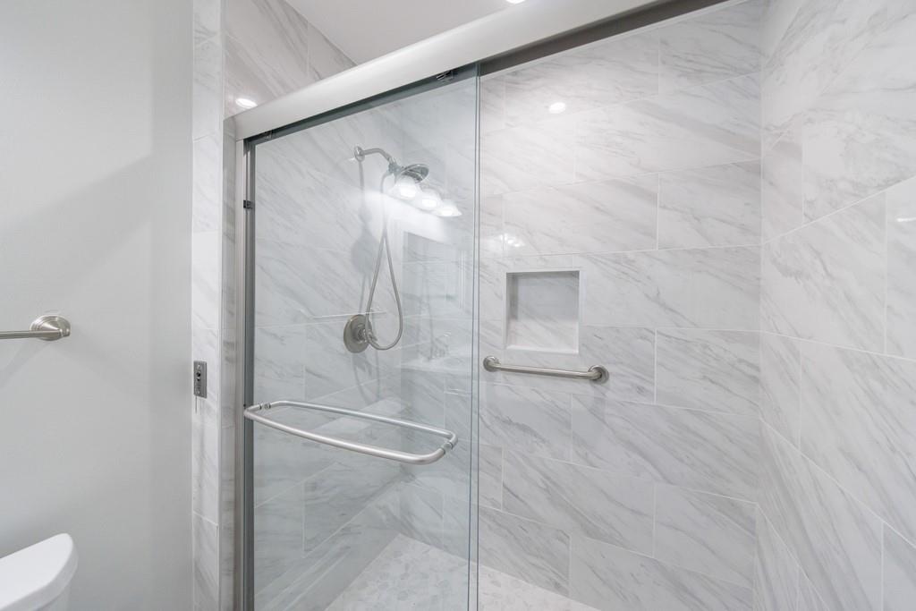 300 Johnson Ferry Road NE Unit B113