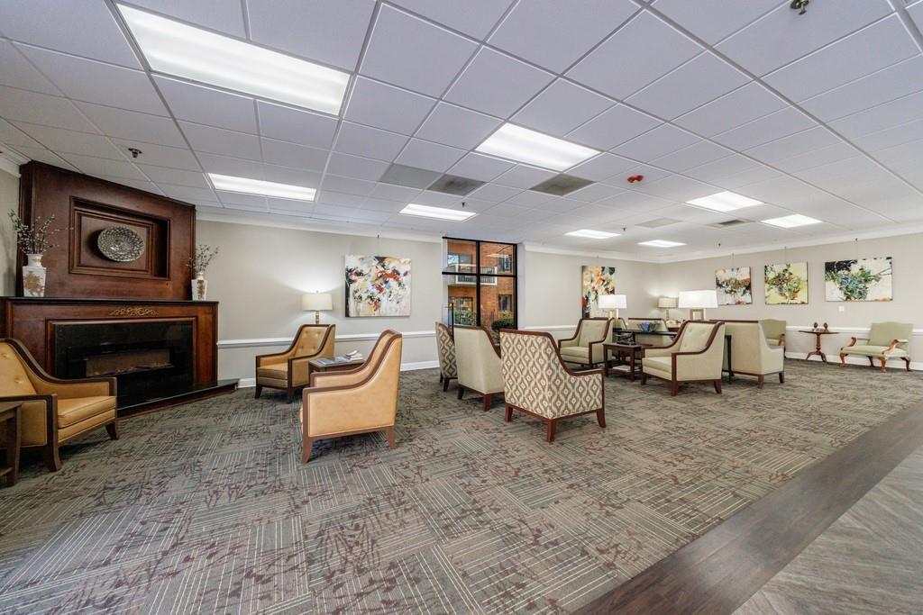 300 Johnson Ferry Road NE Unit B113