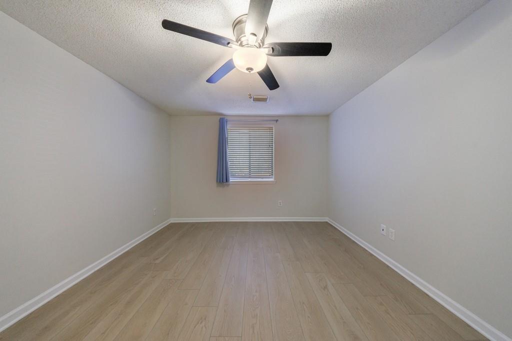 300 Johnson Ferry Road NE Unit B113