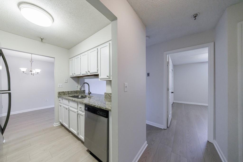 300 Johnson Ferry Road NE Unit B113