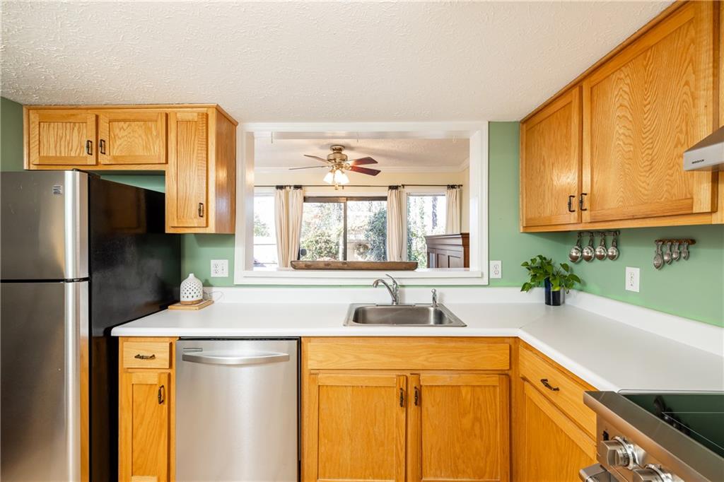 7750 Roswell Road Unit 9G