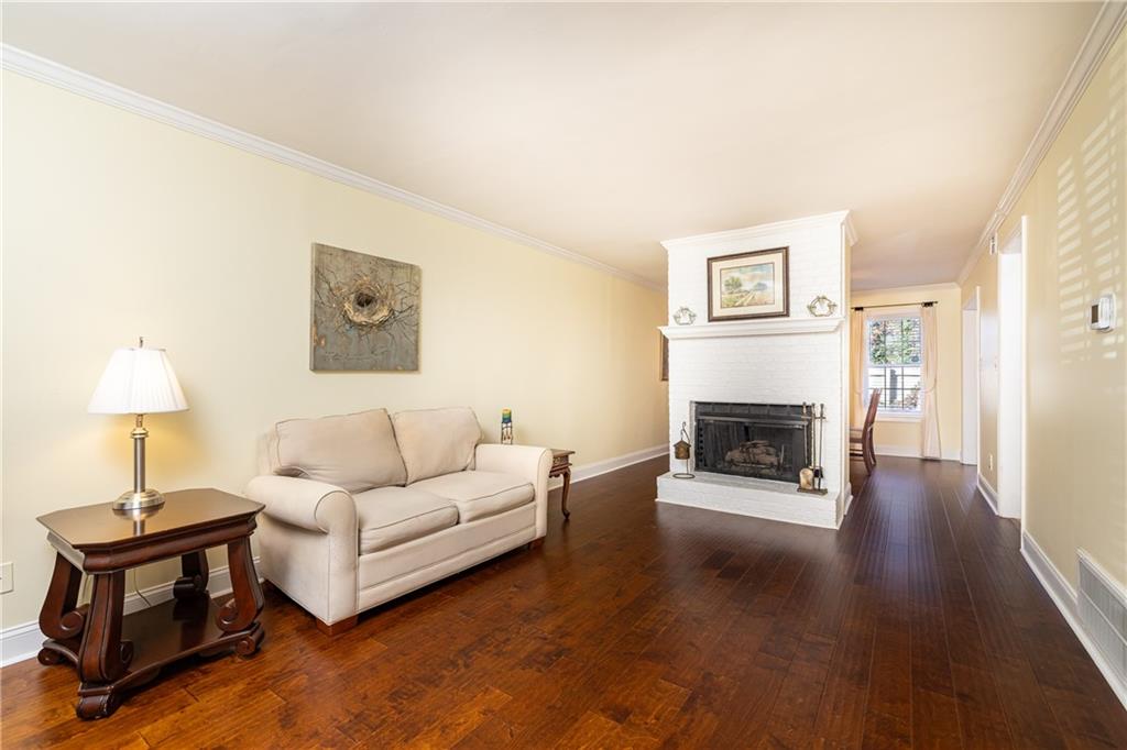 7750 Roswell Road Unit 9G