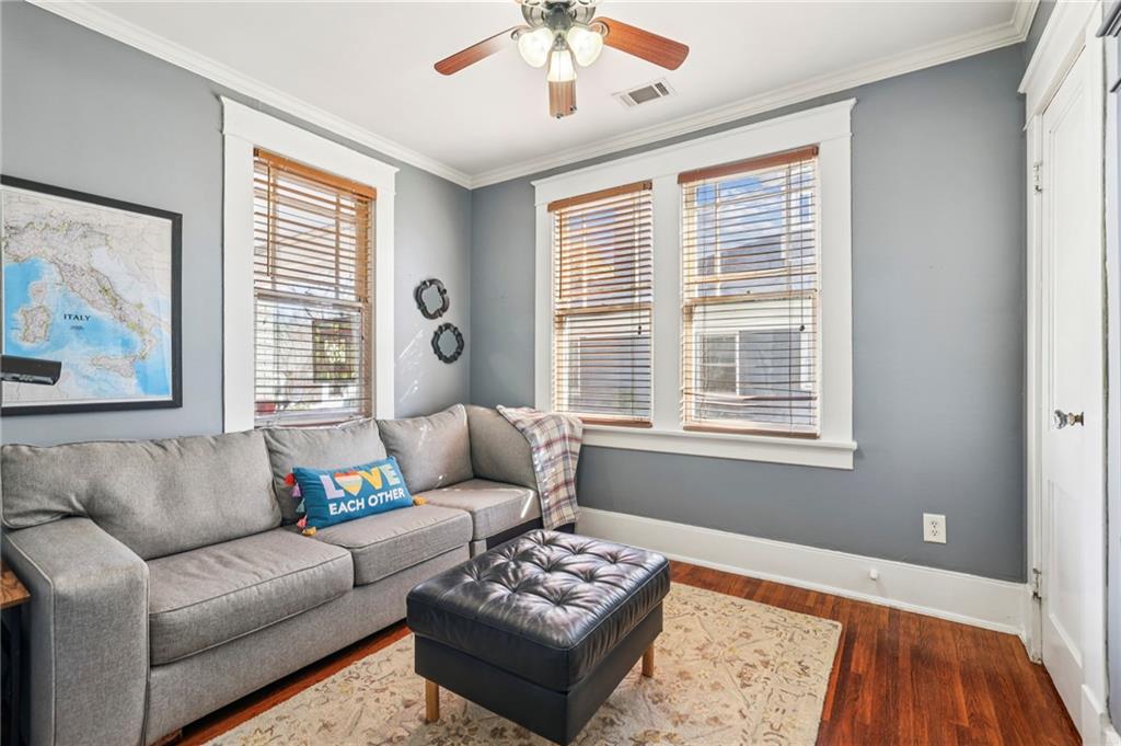 2077 Ridgedale Road NE