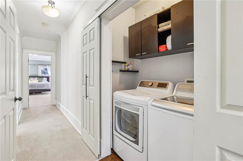 2077 Ridgedale Road NE