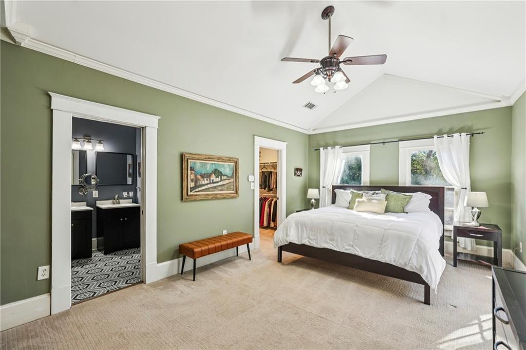 2077 Ridgedale Road NE