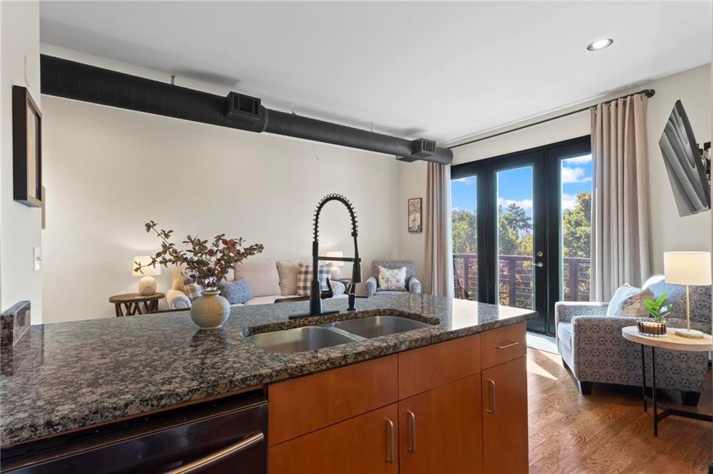 5300 Peachtree Road Unit 4514