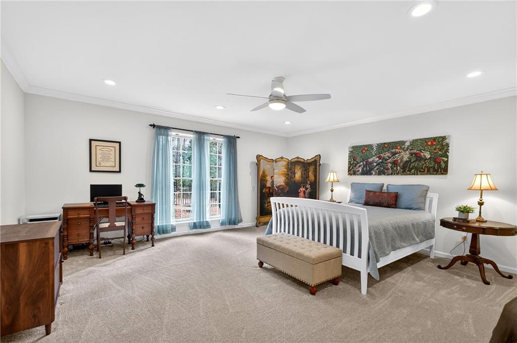 464 Manor Oak Lane SE