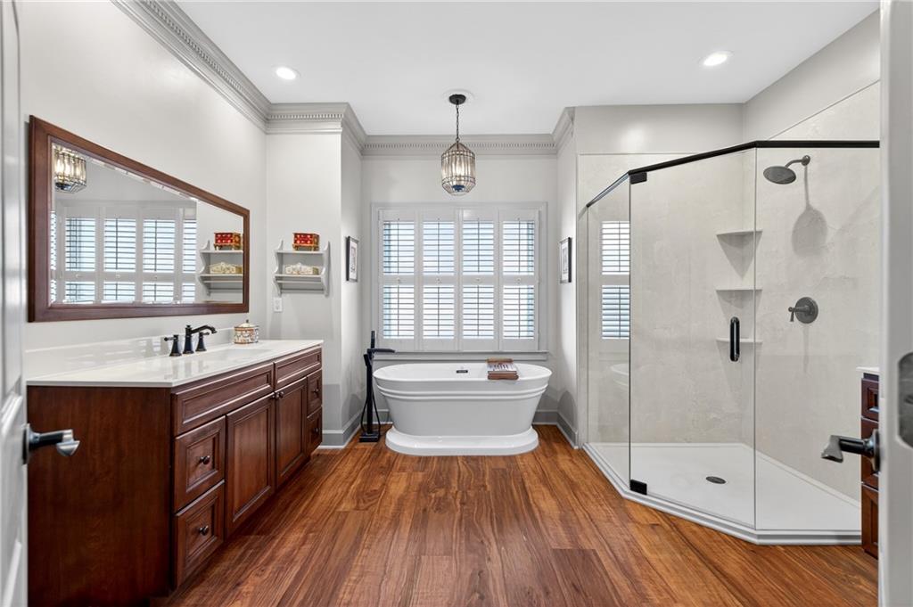 464 Manor Oak Lane SE