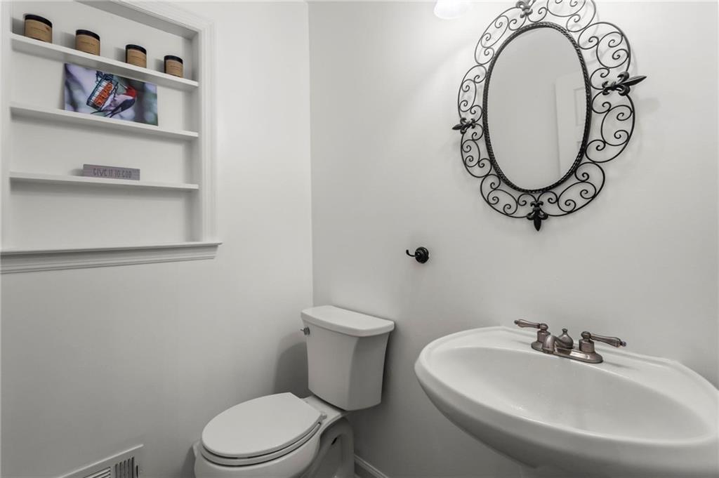 3570 Morishop Cove NW