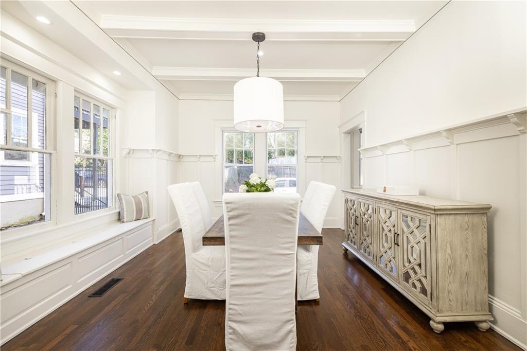 602 Moreland Avenue NE