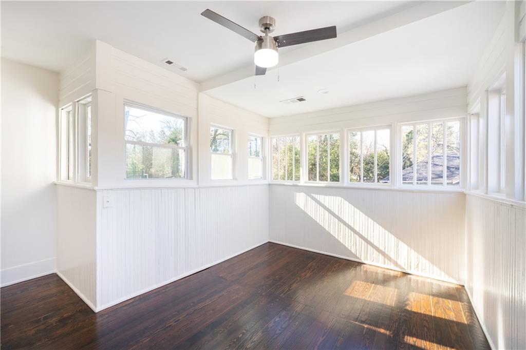 602 Moreland Avenue NE