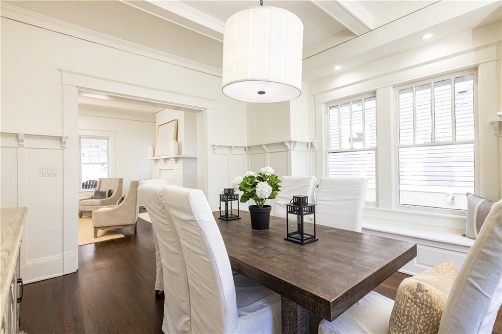 602 Moreland Avenue NE