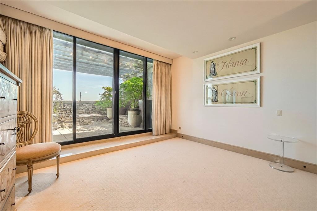 147 15th Street NE Unit 16C