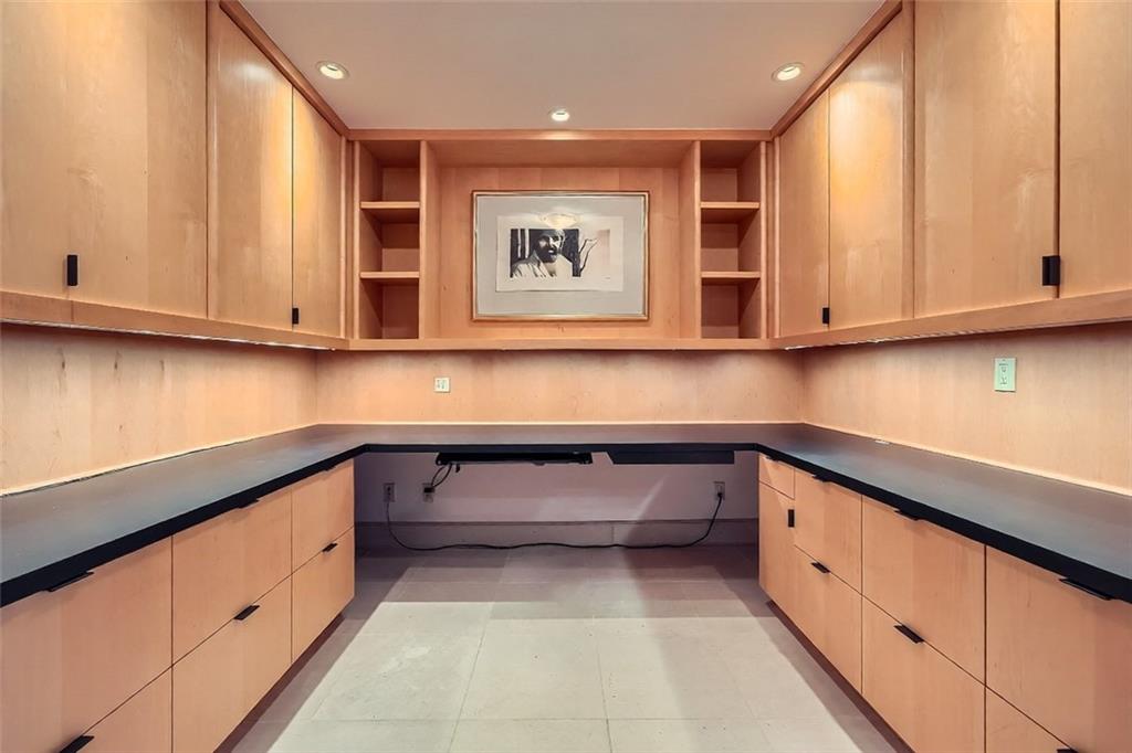 147 15th Street NE Unit 16C