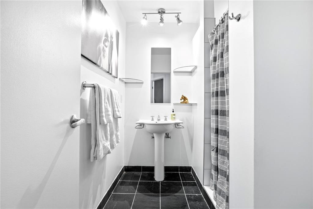 805 Peachtree Street NE Unit 321