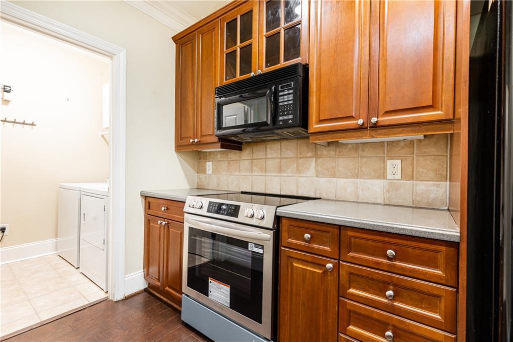 4100 Paces Walk SE Unit 2104