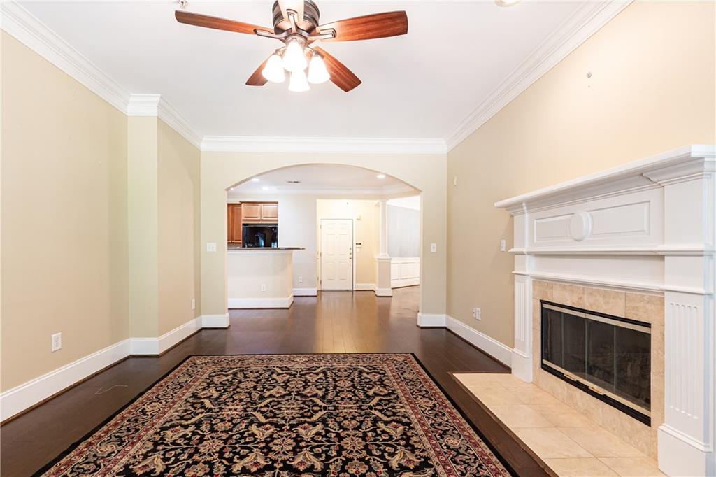 4100 Paces Walk SE Unit 2104